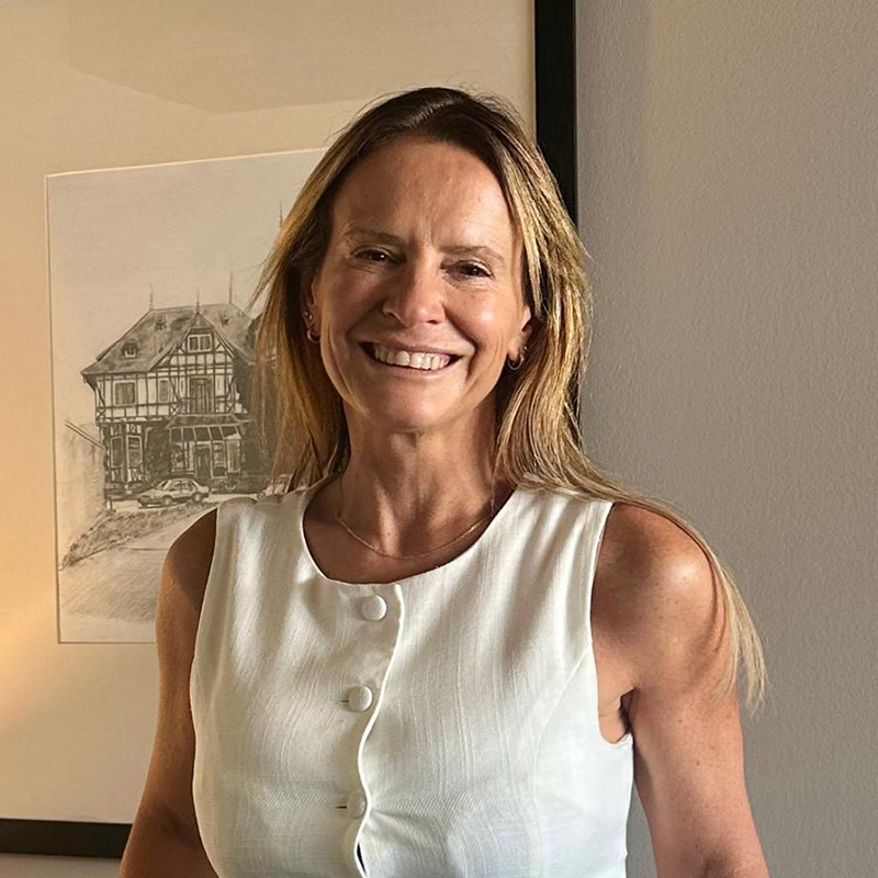 Lic. Andrea Gerona Gerona Bienes Raices